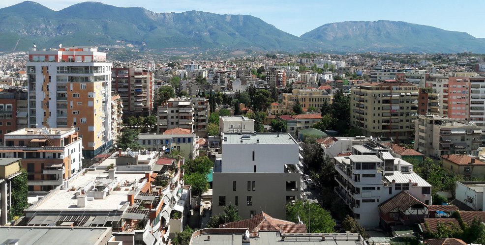1 ne 4 apartamente ne Shqiperi blihen nga te huajt, ja zonat me te preferuara